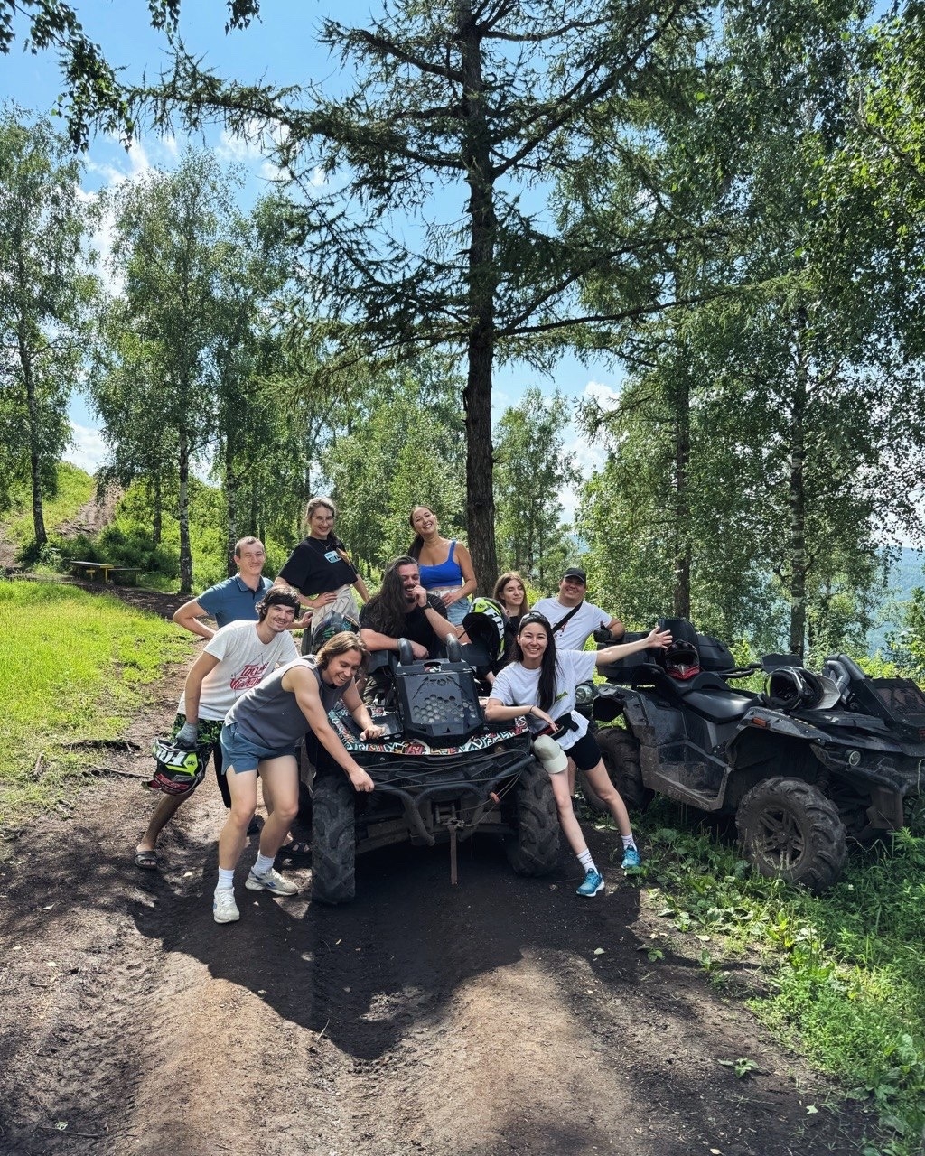 Катание на квадроциклах: скалы Арка и Красный гребень