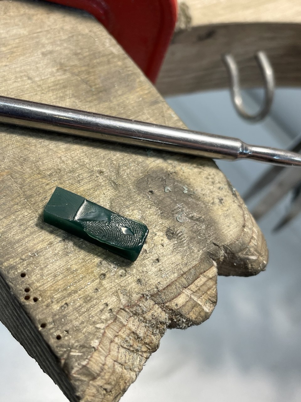 Свидание в ювелирной мастерской