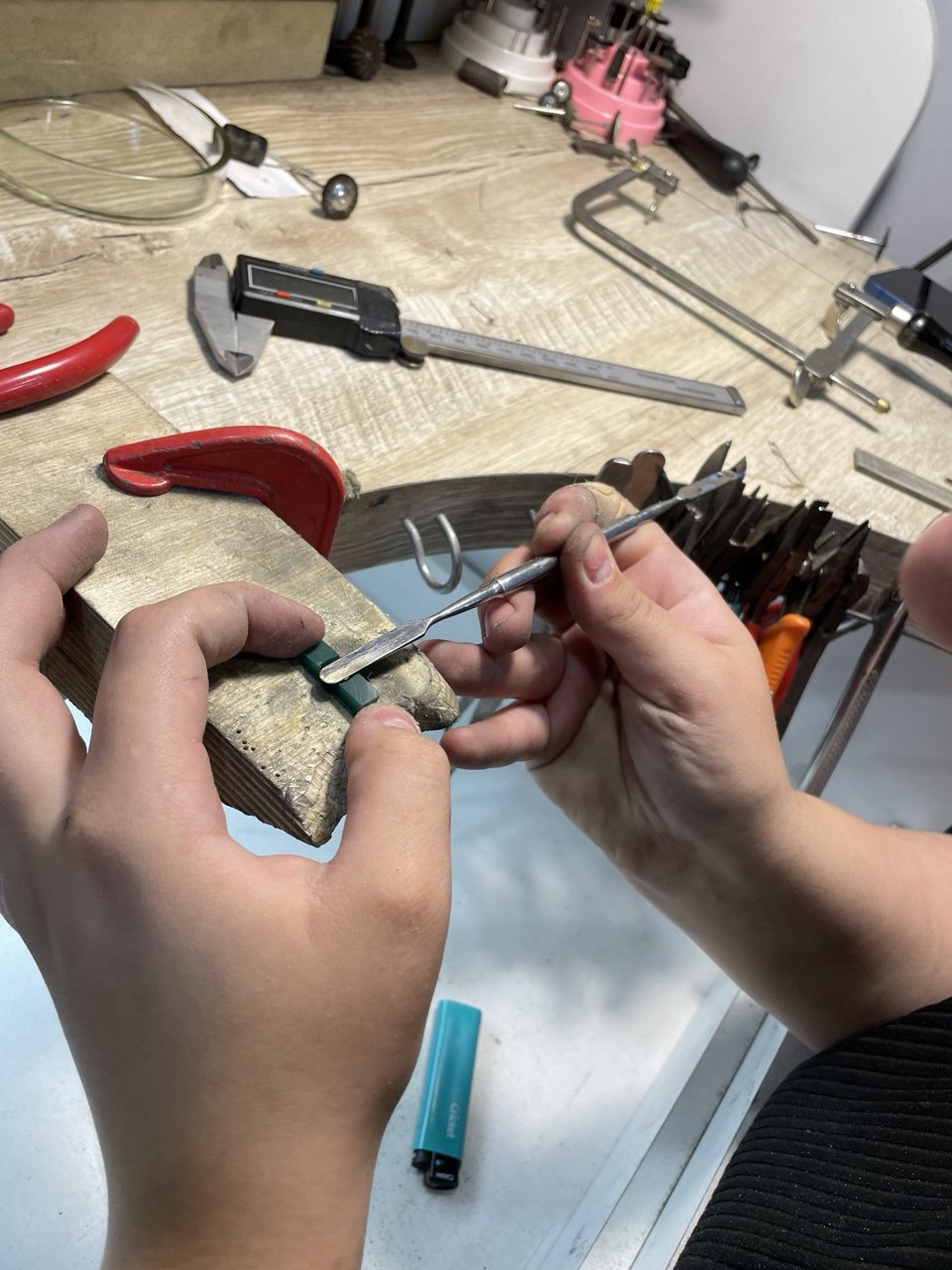 Свидание в ювелирной мастерской