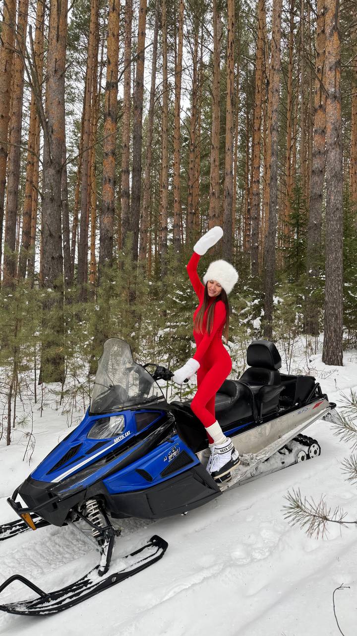 Тур на снегоходах по живописным просторам