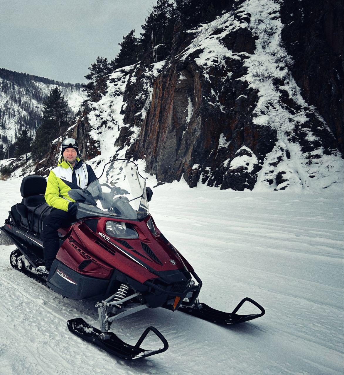 Тур на снегоходах по живописным просторам