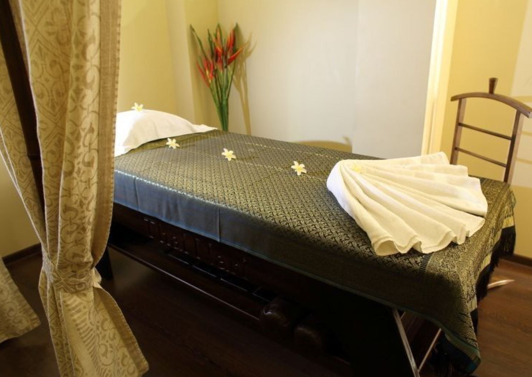 Тайский массаж "Бизнес-тай"